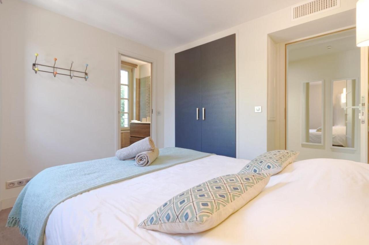 Private Furnished Apartment With All Comfort Has A Garden In A Green Space Meyreuil Luaran gambar