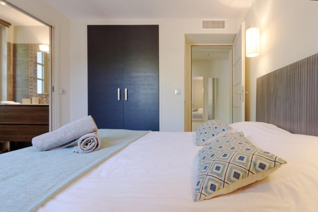 Private Furnished Apartment With All Comfort Has A Garden In A Green Space Meyreuil Luaran gambar