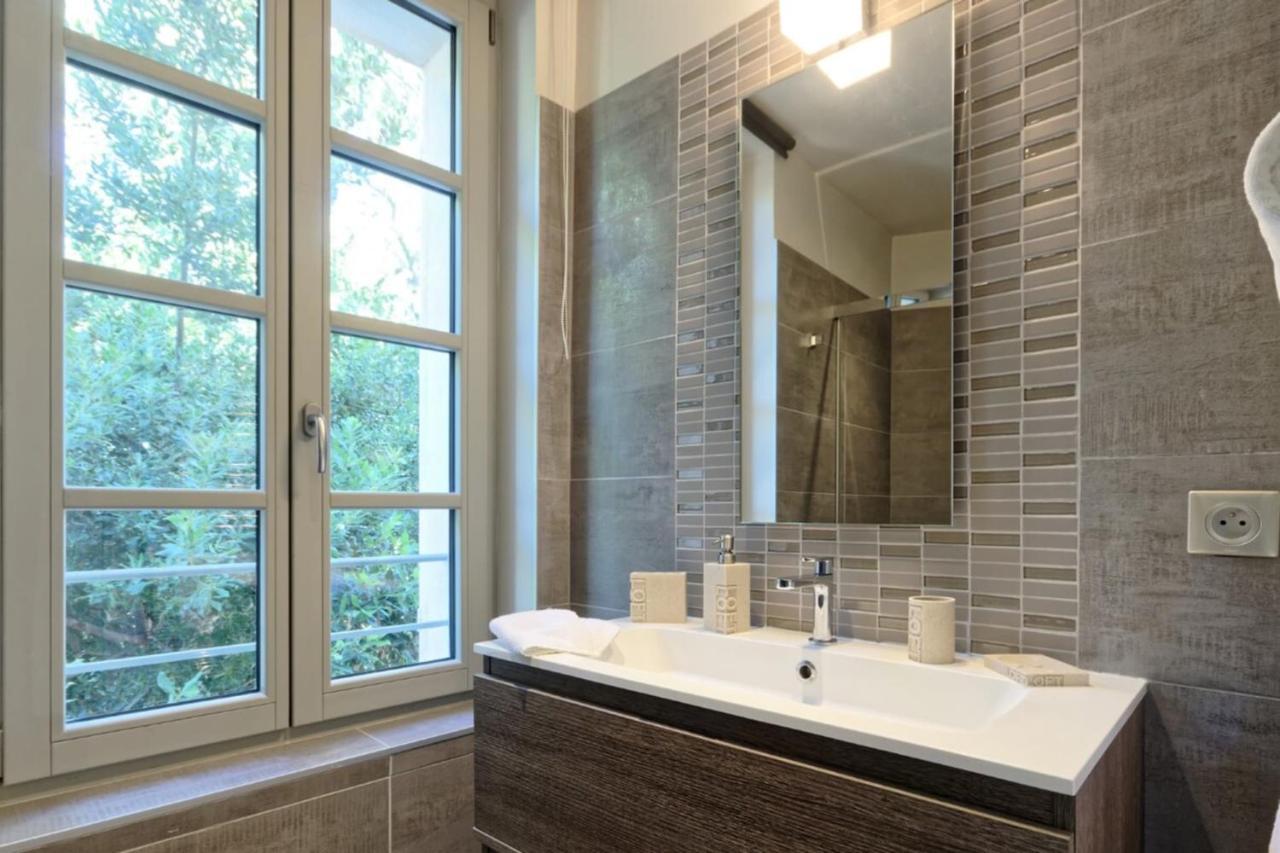 Private Furnished Apartment With All Comfort Has A Garden In A Green Space Meyreuil Luaran gambar