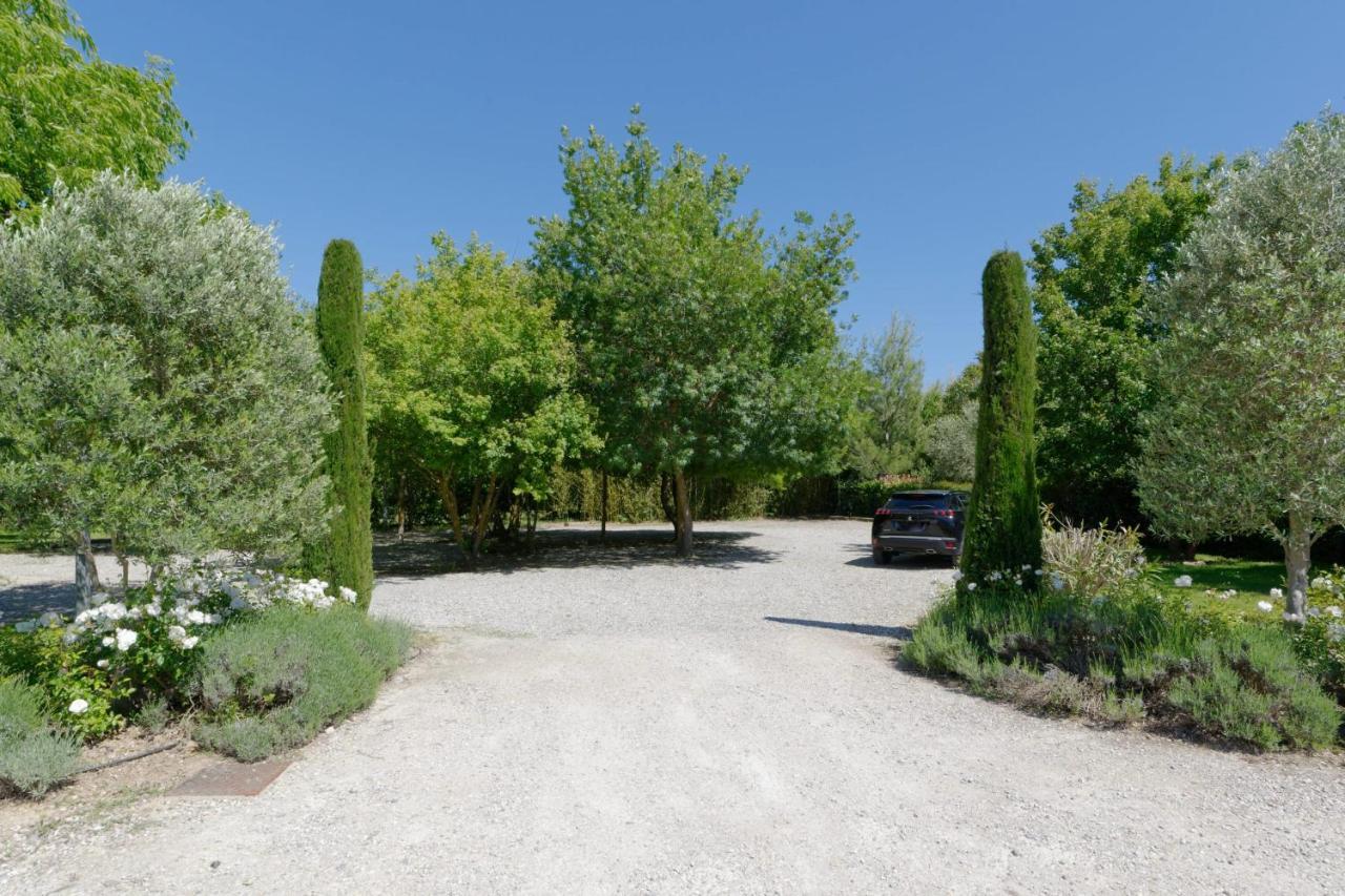Private Furnished Apartment With All Comfort Has A Garden In A Green Space Meyreuil Luaran gambar